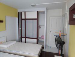 Hougang Avenue 1 (Hougang),  #609471891